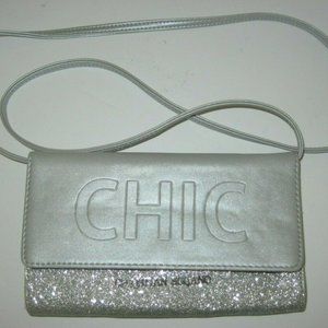 "Chic" Silver Glitter Crossbody Purse